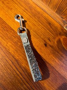 NYCKELRING ROCKS NICKEL