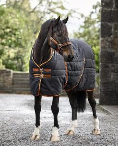 RAMBO STABLE RUG 200 G BLACK