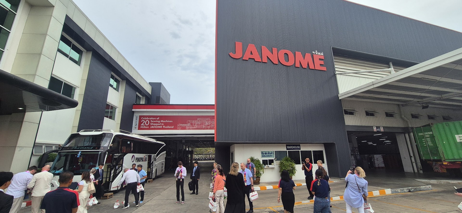 Janome Diecasting (Thailand) Co., Ltd., fabriken som gjuter symaskinernas stommar och chassin