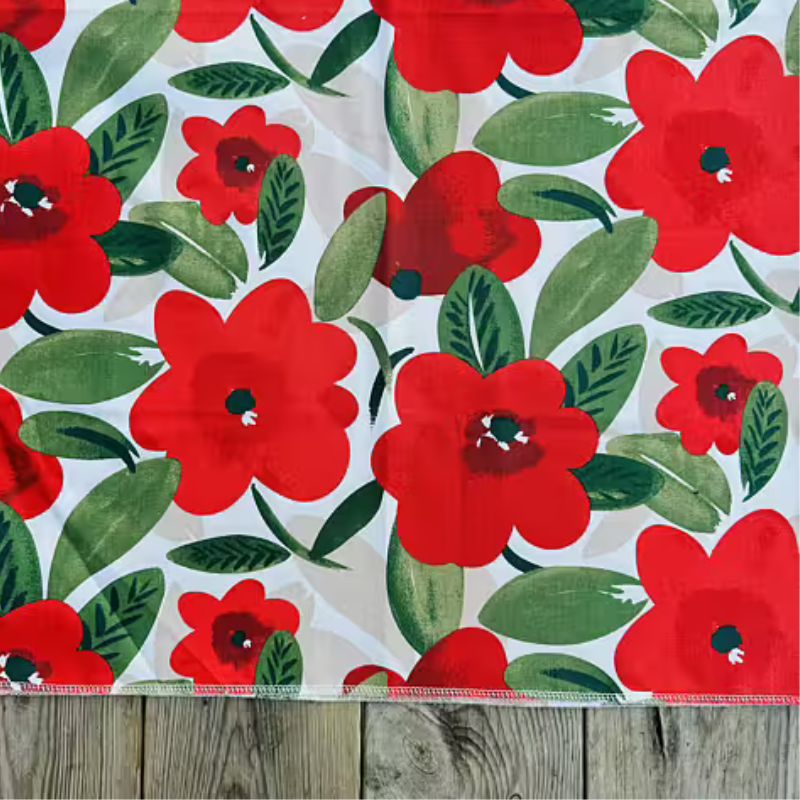 Blommigt bomullstyg – röd/grön