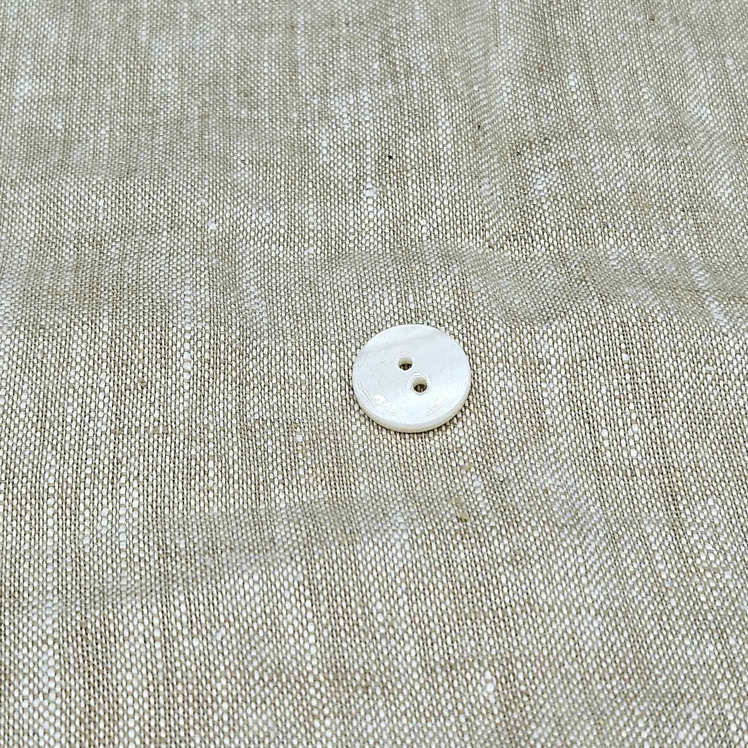 Pärlemorknapp 2 hål