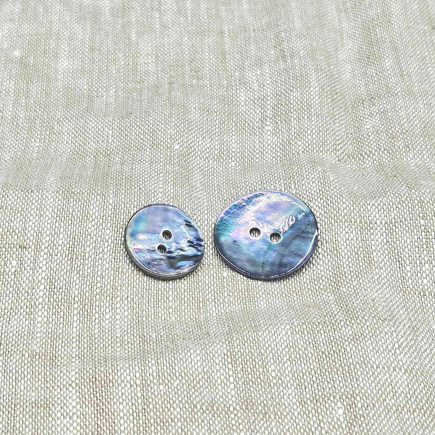 Pärlemorknapp 2 hål