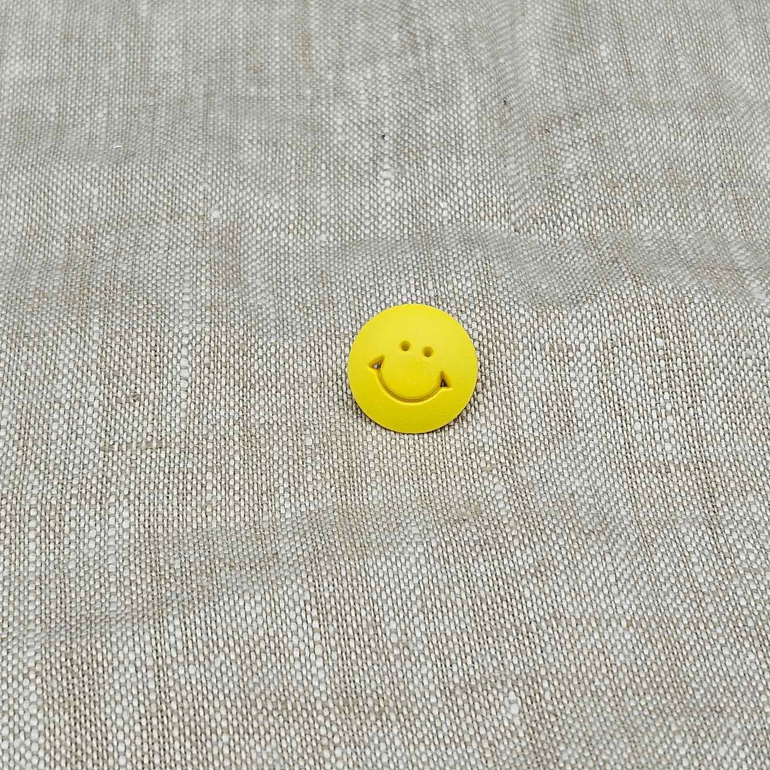 Knapp Smiley Gul 15mm