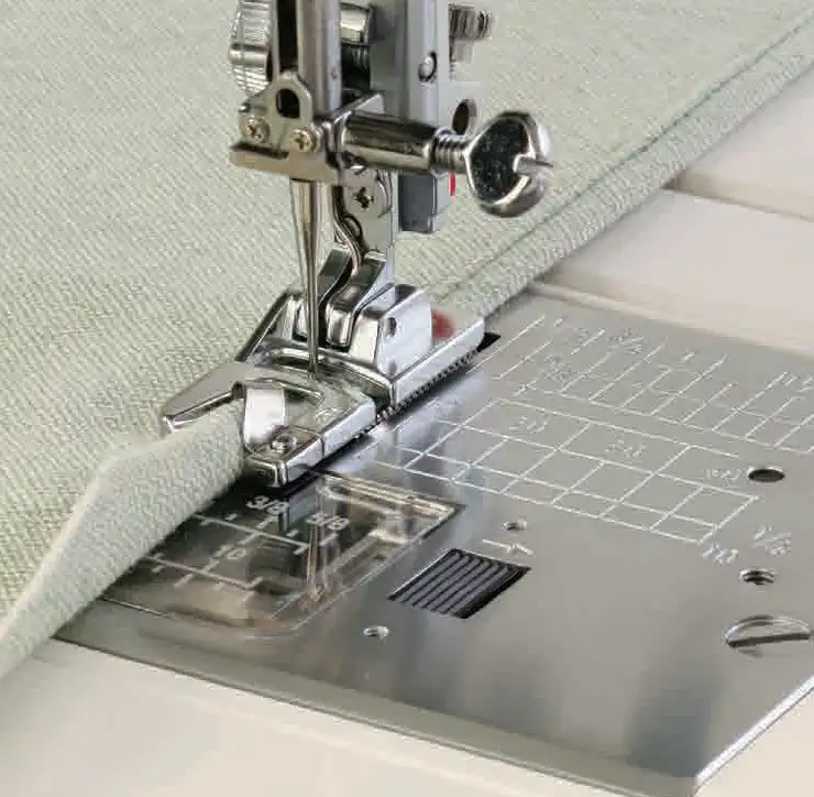 Fållfot 4 mm - D2 Janome grupp 1