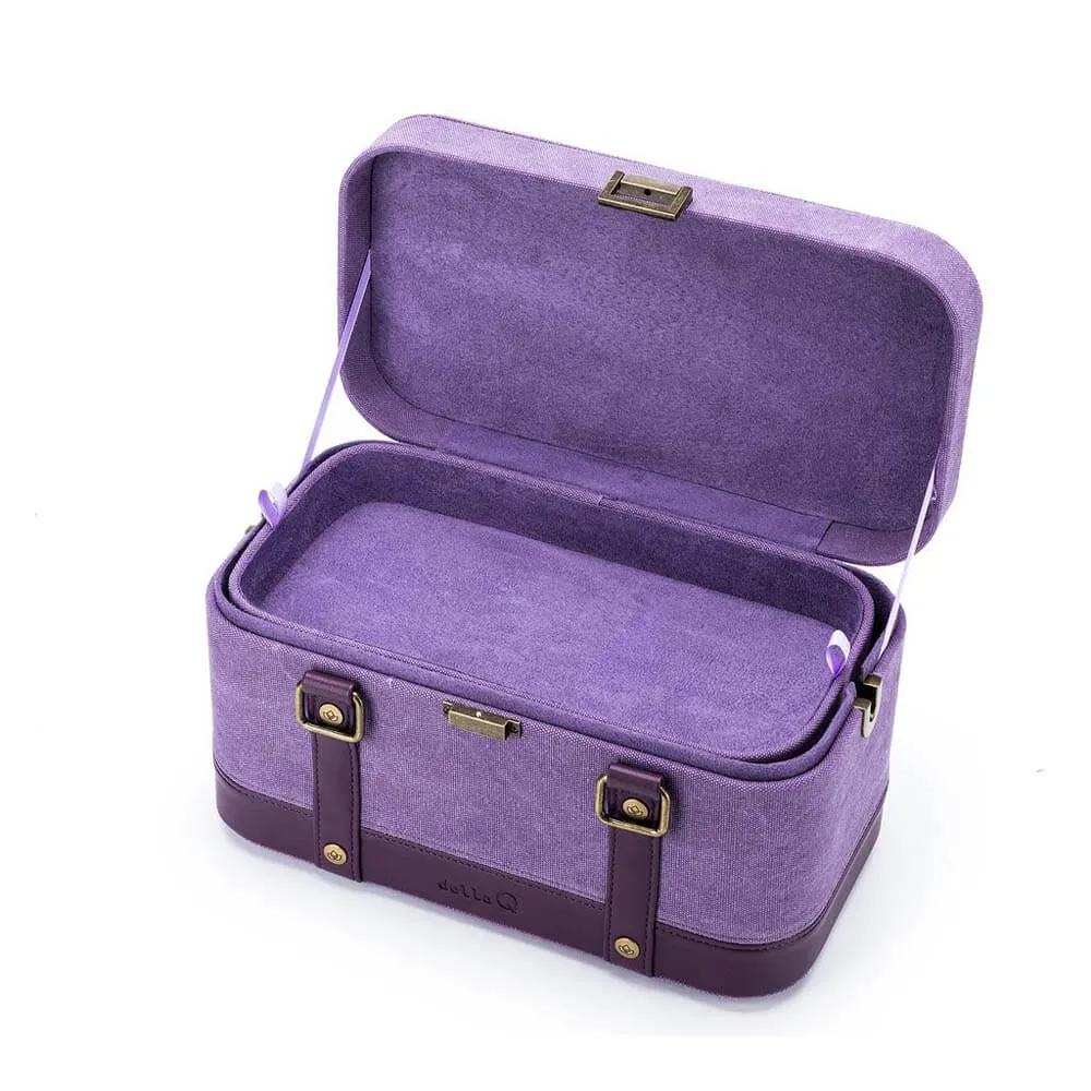 Della Q Everyday Train case