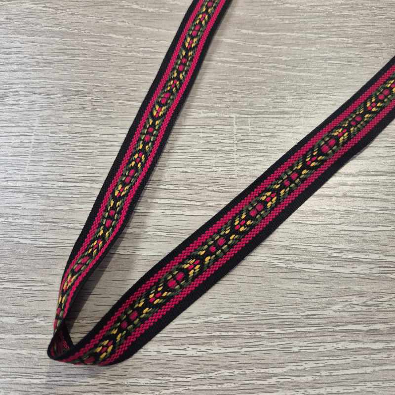 Hemslöjdsband 22 mm      90%bomull, 10%polyester