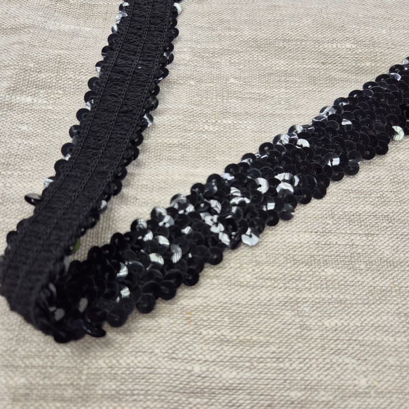 Elastiskt paljettband 30 mm, svart