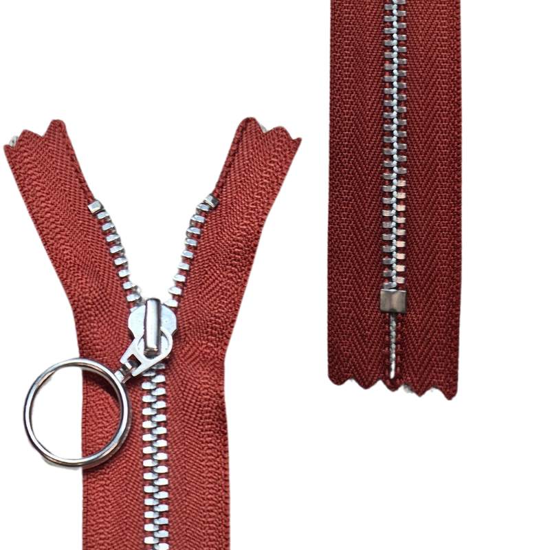 YKK blixtlås med ring, 4 mm silverfärgad metall - roströd