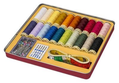 Gütermann Fashion Box – 20 trådar, nålar, knappnålar och måttband