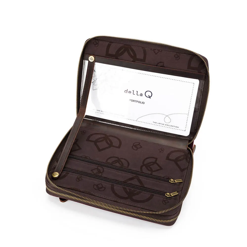 Della Q Canvas portfolio