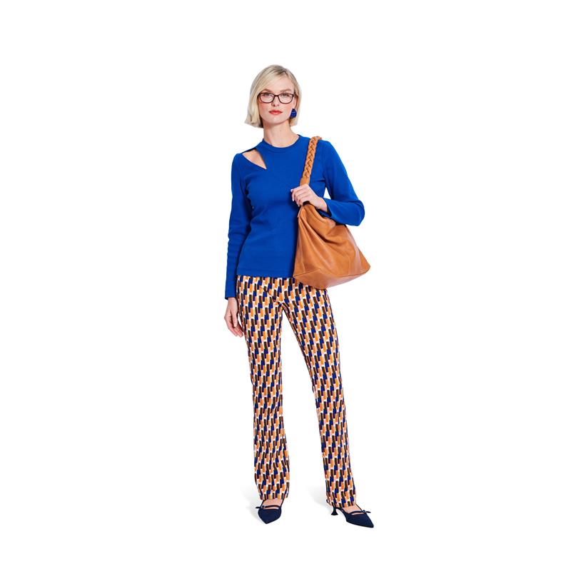 Burda Style 5674 – Topp dam (36-48)