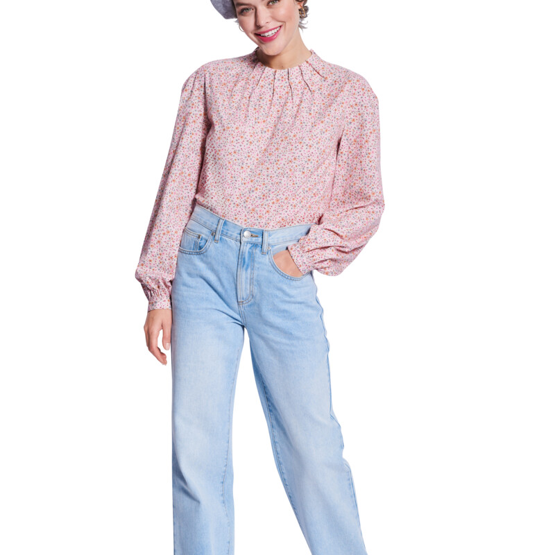 Burda 5685 - Blusar