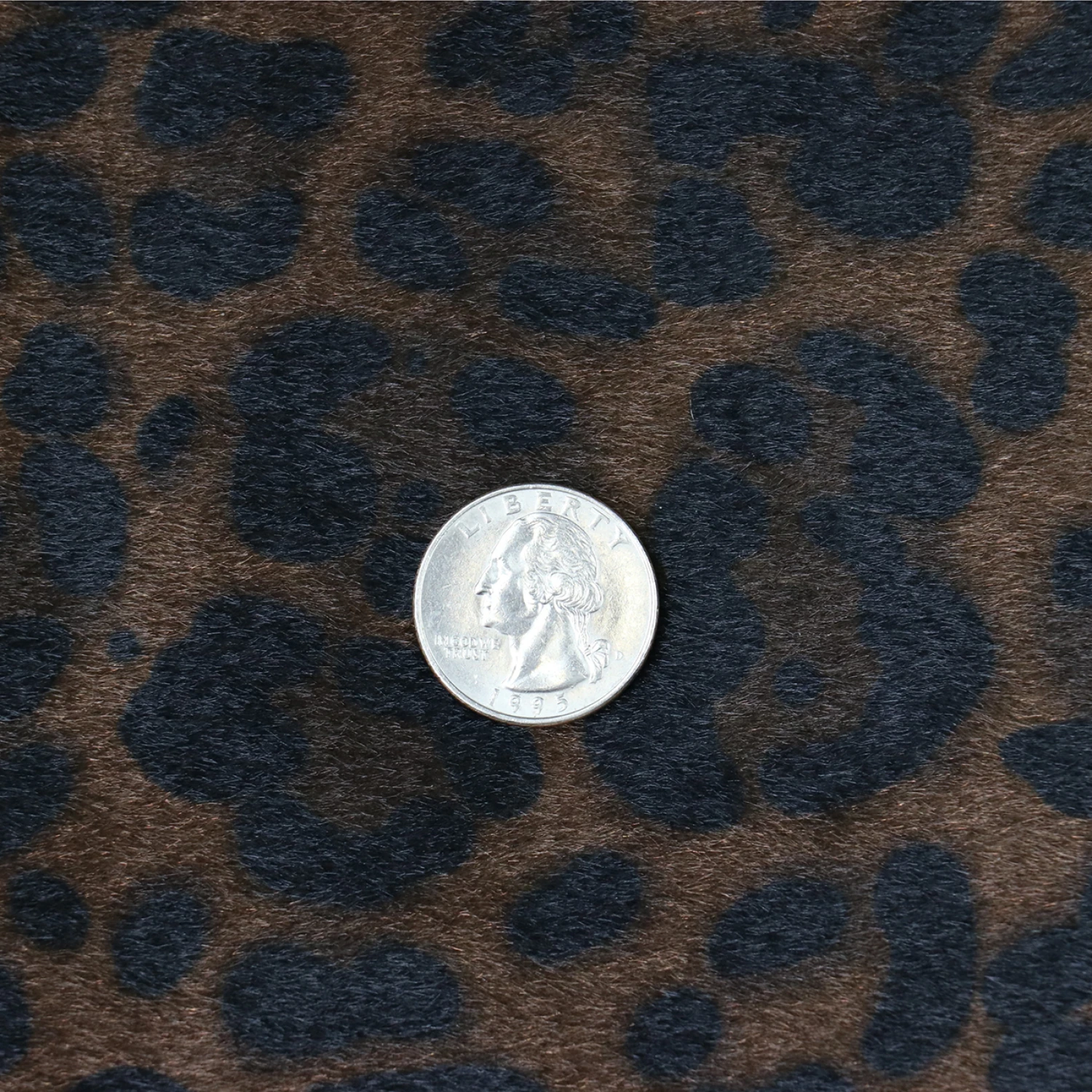 Fuskpäls Leopard Black Walnut, Sallie Tomato