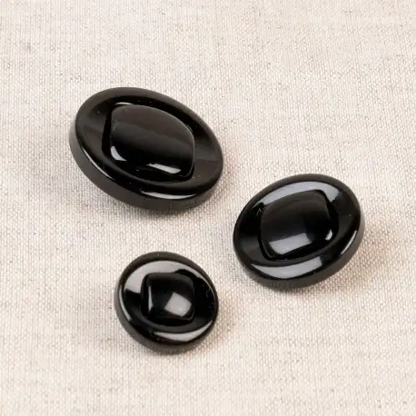 Plastknapp med hals - Svart