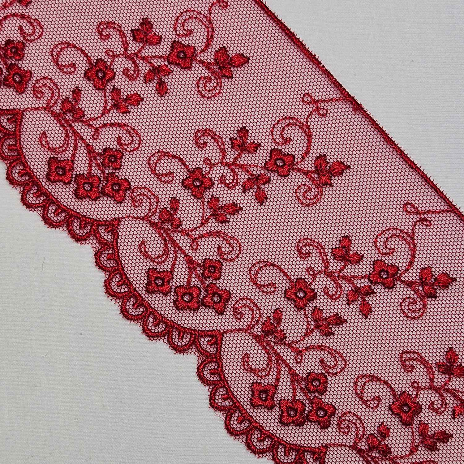 Broderad spets 85 mm'