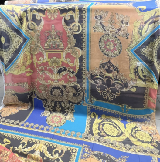 100% silke Rapport 138cm lång x 140 cm bred