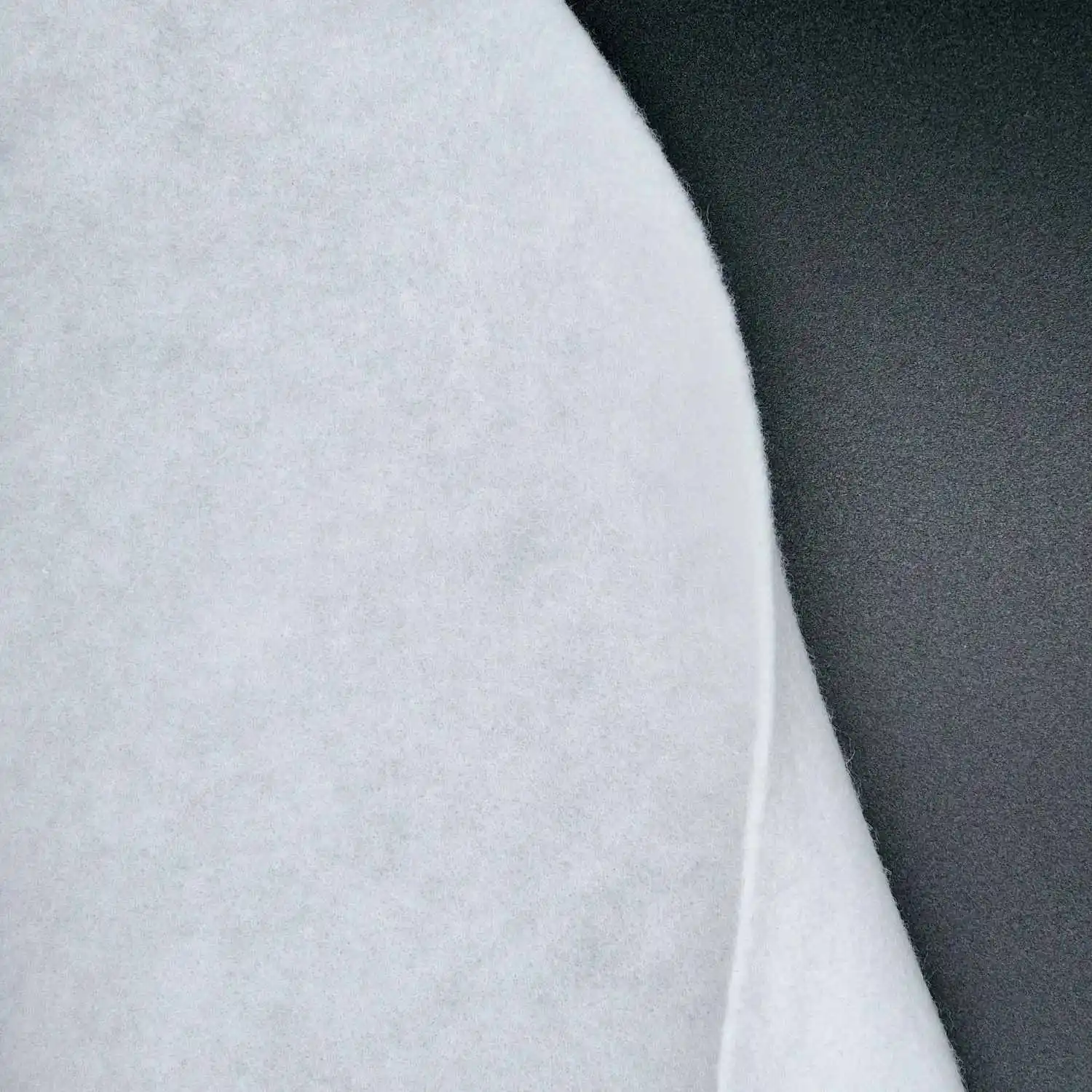 Bordsfilt vit polyester