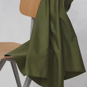 Bomullspoplin Papertouch Mörk olivgrön (Green khaki), mind the MAKER, ekologisk