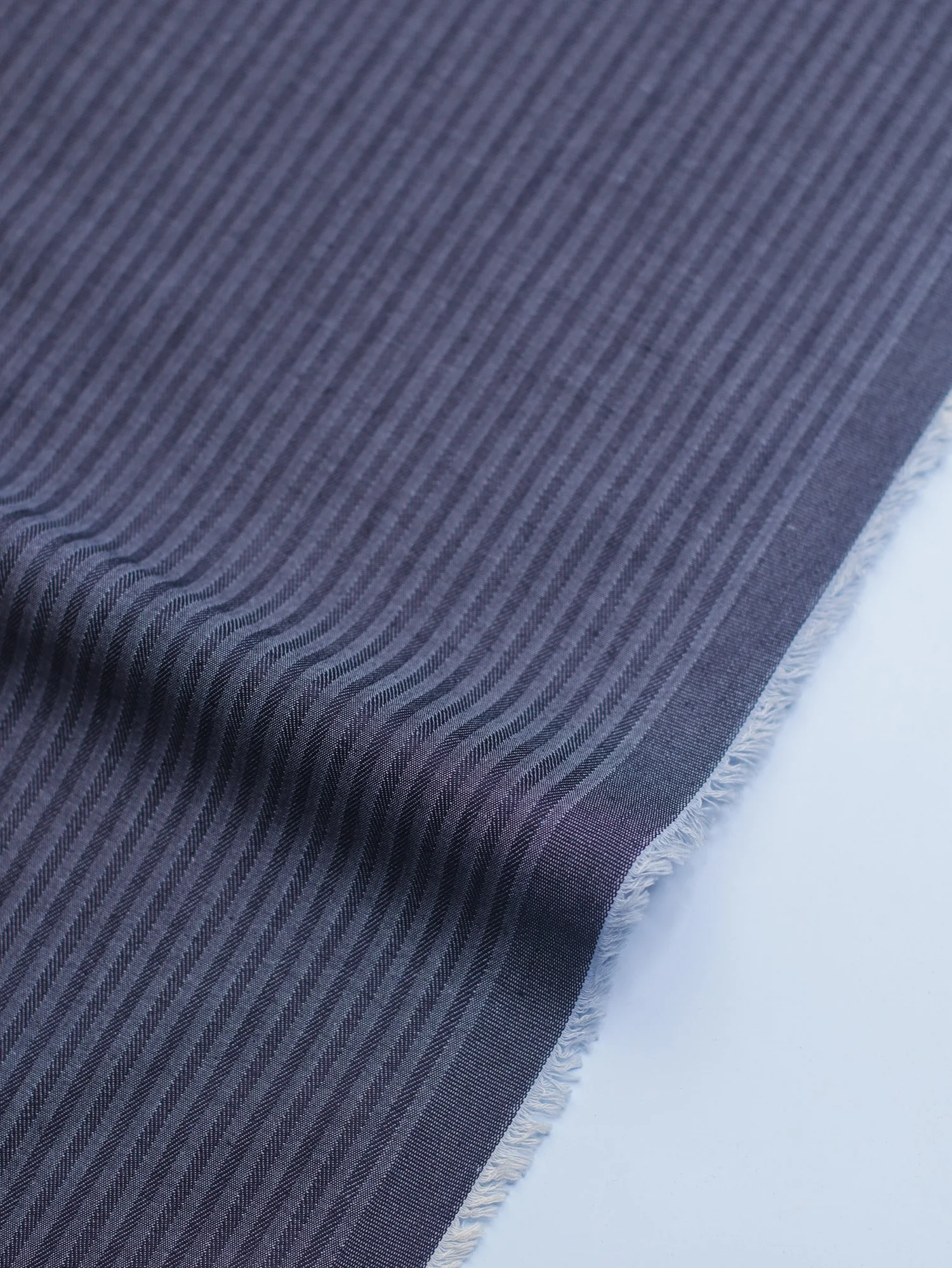 Kira Stripe Chambray – mind the MAKER, randig bomullschambray mörkblå