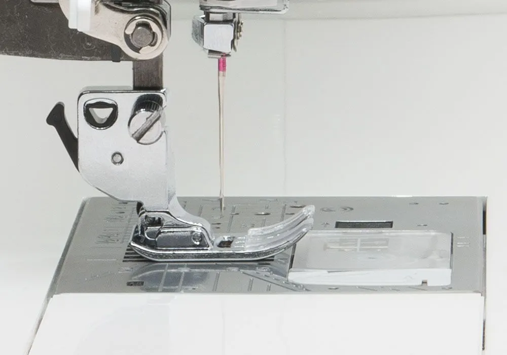 SFS-i intelligent matarsänkning på Janome Continental M8