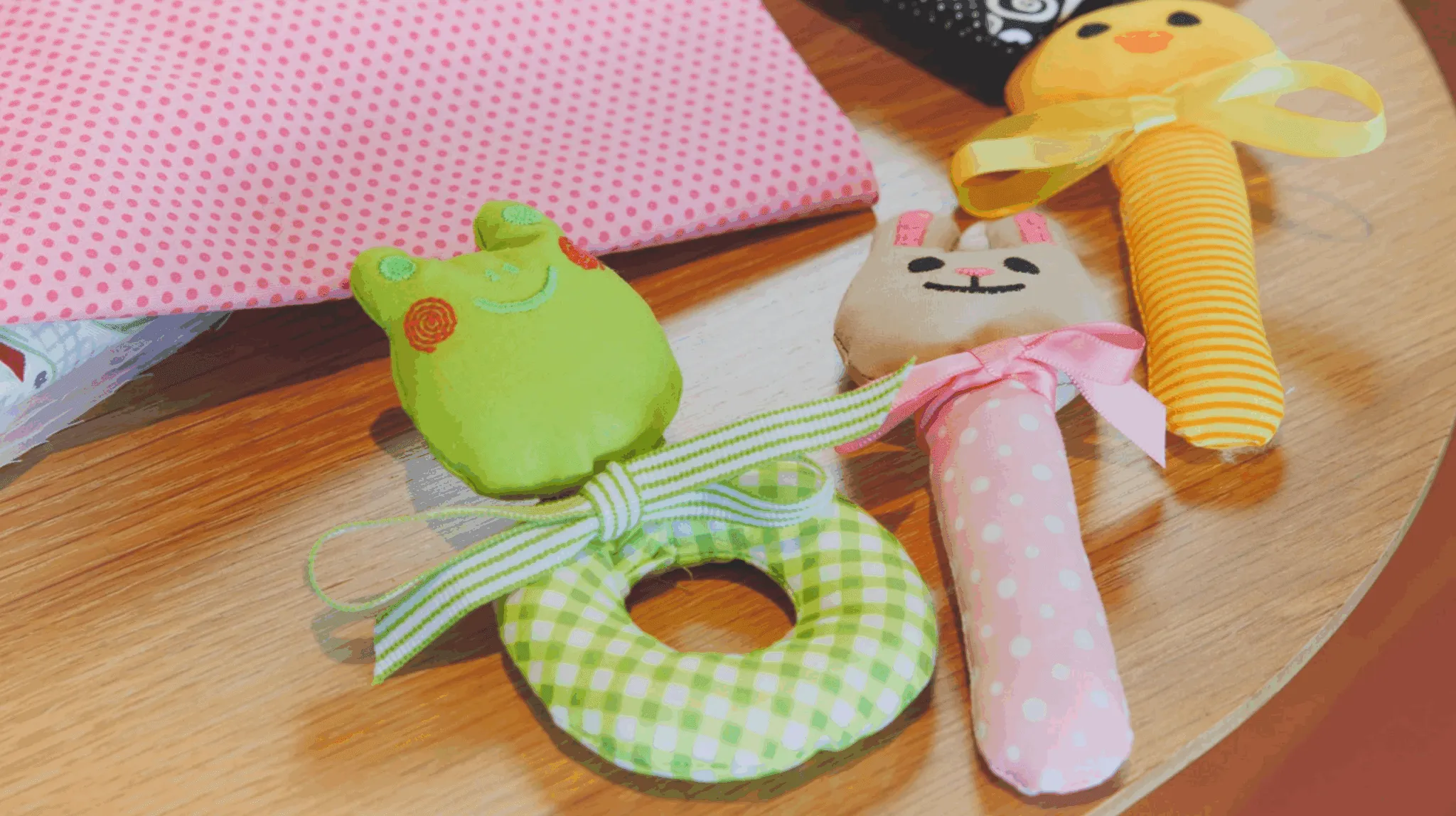 In-the-hoop-projekt: leksaker sydda helt i broderiram