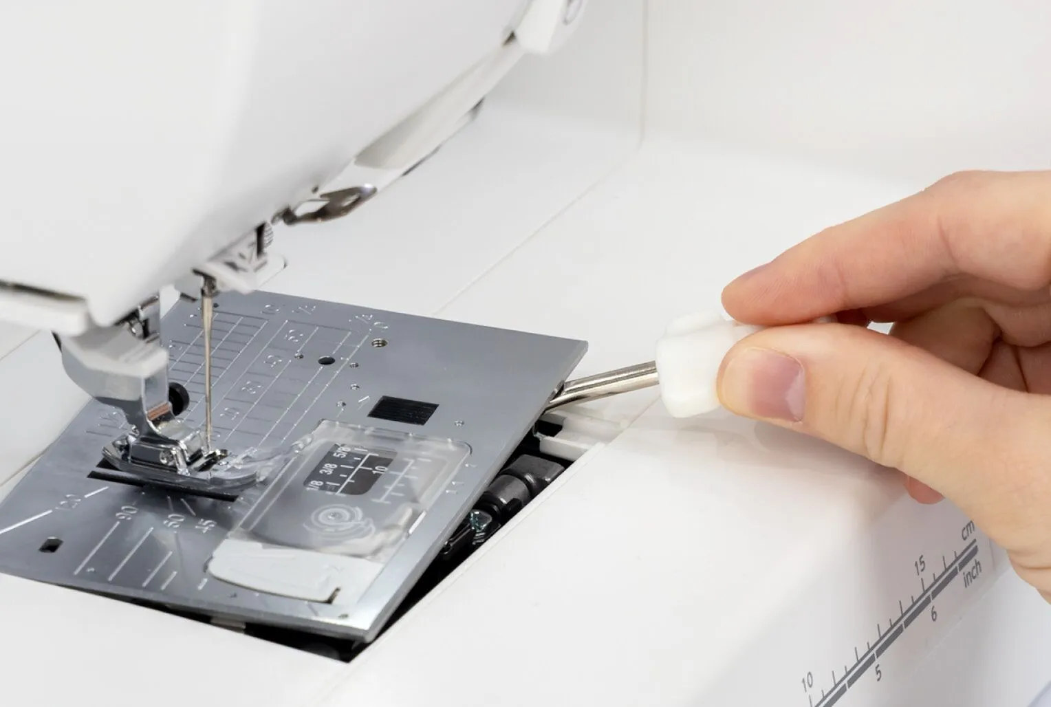 Magnetiskt stygnplåtsbyte på Memory Craft 1000