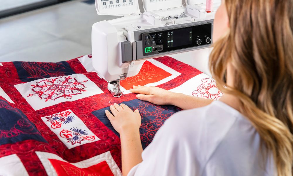 Janome Continental M17