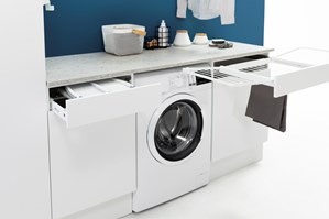 Pelly utdragbar strykbräda