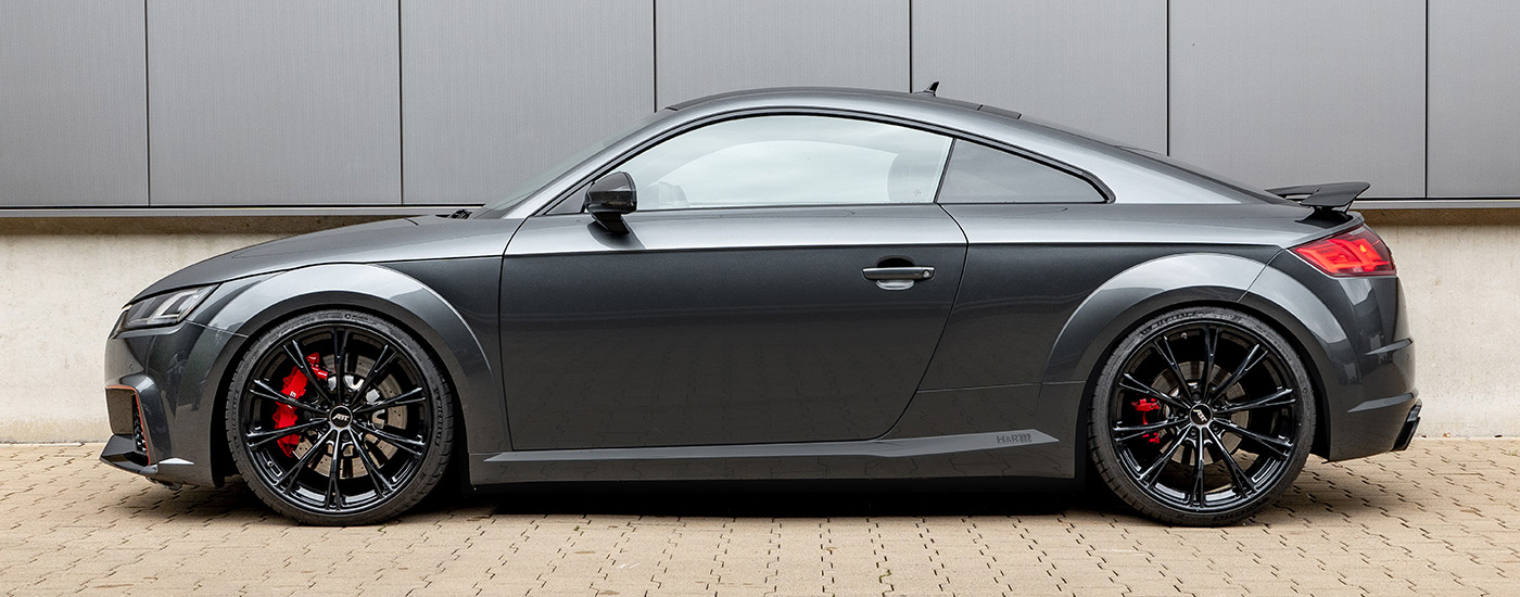 写真 Amazon.com: 1:48 Scale Miniatures People Figurine WWII Pilot Hand