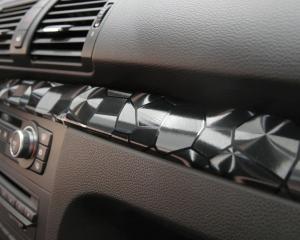 Foliatec COCKPIT Designfolie Hexagon, svart 152x20cm