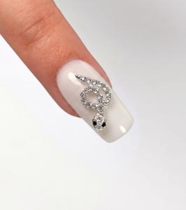 Nageldekoration Snakes