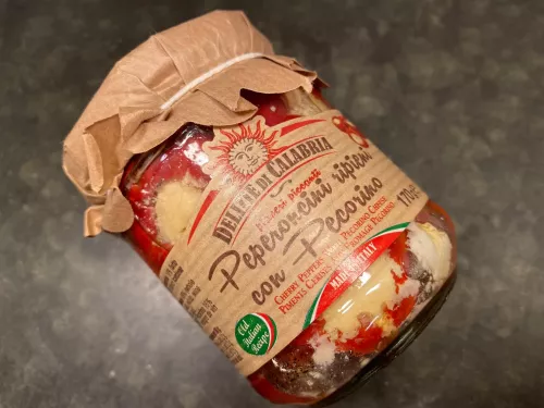 Peperoncini ripieni con Pecorino - Små fyllda paprikor med Pecorino (170 g)