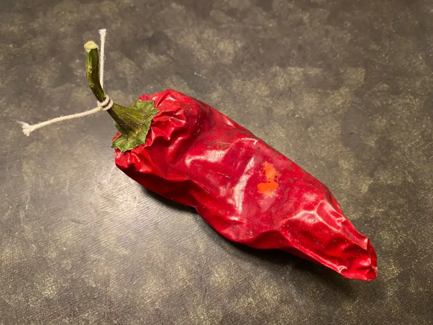 Chili Espelette hel (1 st)