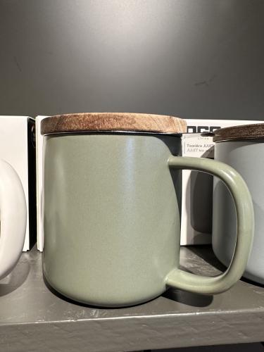 Tekopp i keramik med sil och lock 300 ml (1 st Mandelgrön)