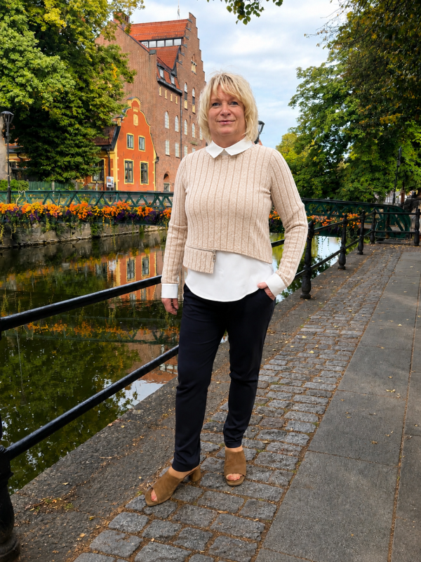 Jumper/Blus 2i1 beige