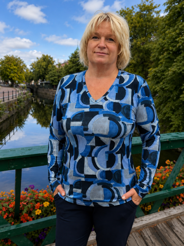 Topp blå mönstrad