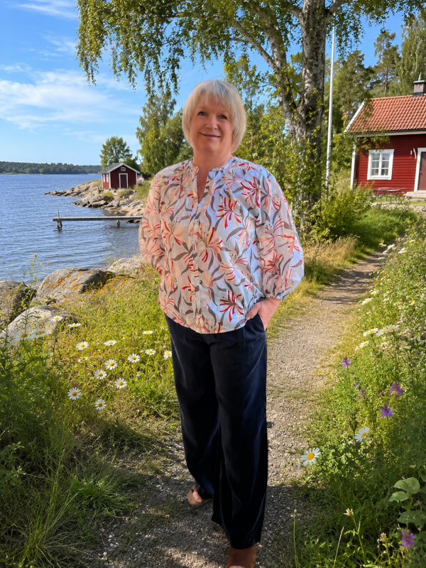 Blus blommig valesca