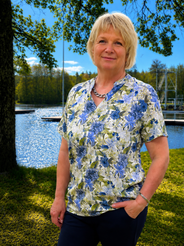 Blus denim blommig