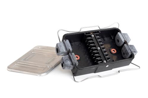 KOPPLINGSBOX 8-POL KABELFÖRBINDNINGSBOX