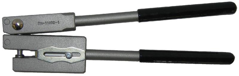 Tama TN11102-1 håltång för registreringsskyltar (inkl. 6,0mm stans/matris)