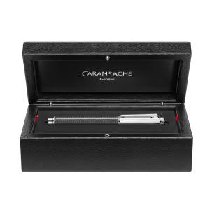 Caran d'Ache Varius Carbon 3000 Reservoar