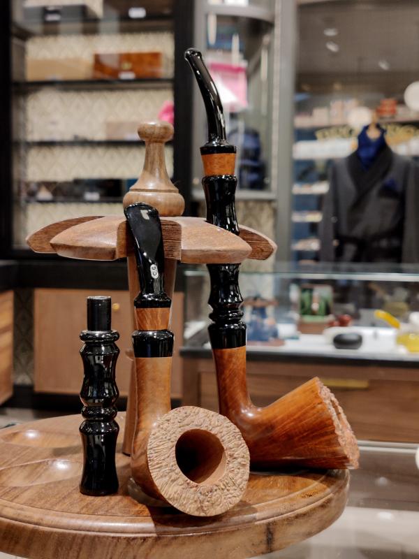 Äntligen var det dags för pipan – ett njutningens ögonblick