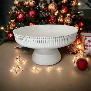 Fruktfat på fot shabby chic från Affari