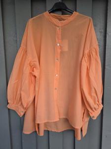 Skjorta med ballongärm, Aprikos Lotta - Soulful Fashion