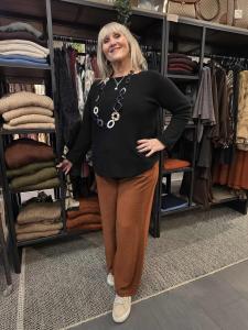 Byxa, Vida ben - resår & knytband, Terracotta, Sanne - Soulful Fashion