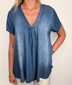 Topp i tencel, Rita - Caramelle Fashion    BERÄKNAD LEV: MAJ