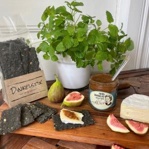 Dinkelstix med kol & havssalt - Grännaknäcke