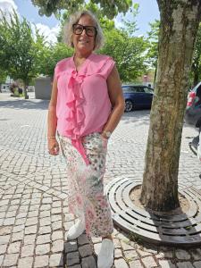 Topp med volang och knyt, Rosa Miranda - Caramelle Fashion