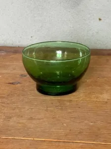 Skål, Grönt glas (11x7 cm) - Karl Fredrik på Eklaholm