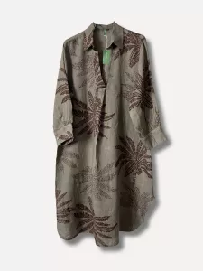 Linneklänning med palmer, Taupe - Reunion    BERÄKNAD LEV: FEB/MARS